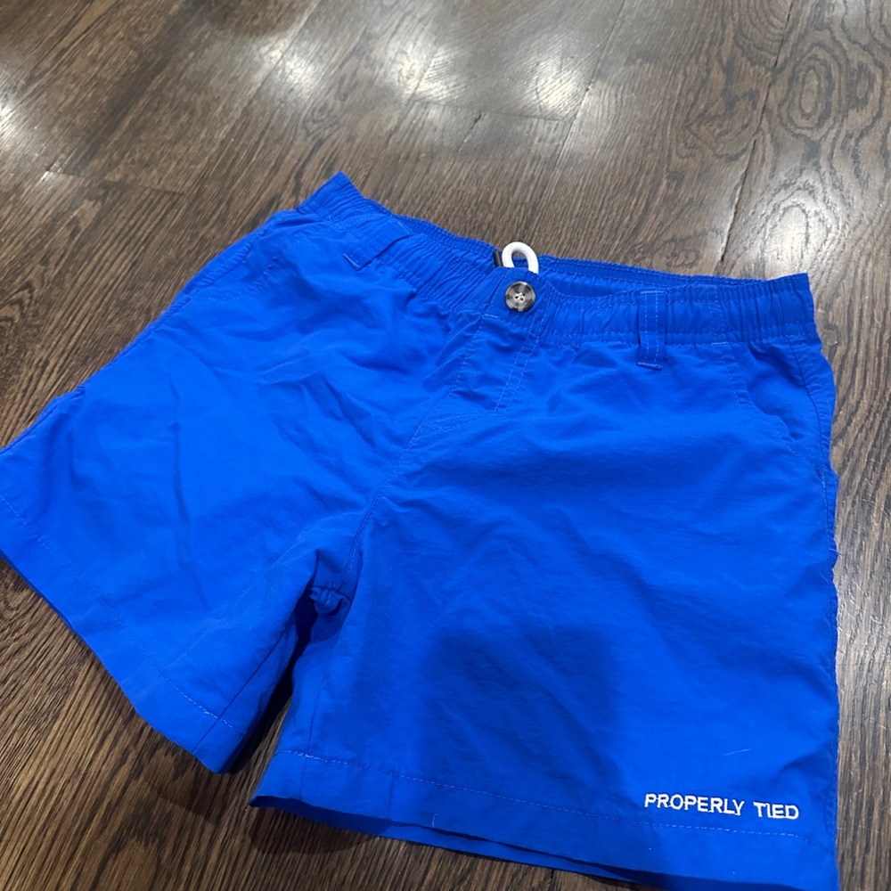 Youth medium (10/12) boys Blue Shorts